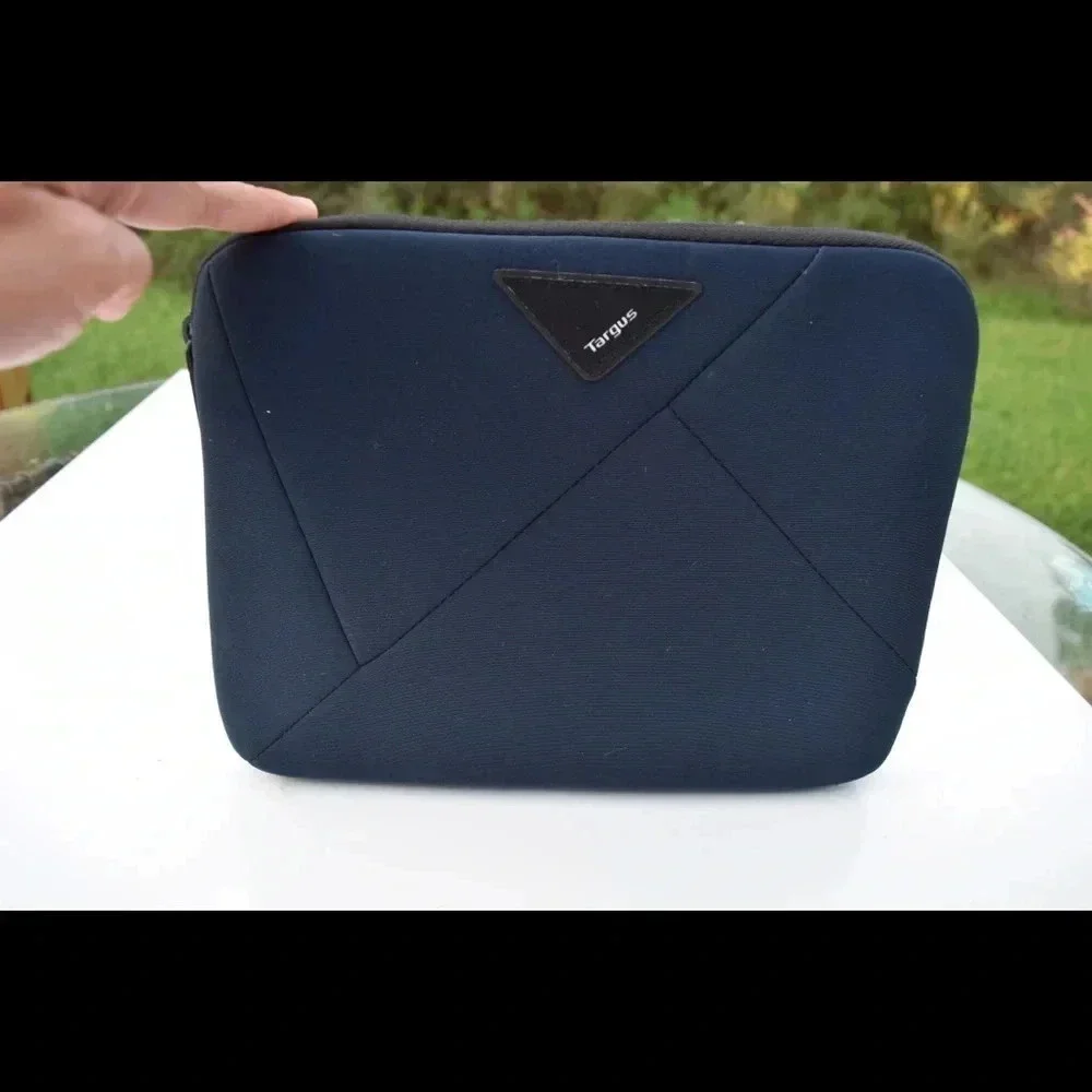 Targus mini iPad bag